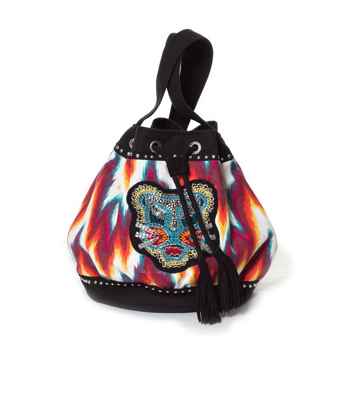 ¡El bolso saco está de moda!